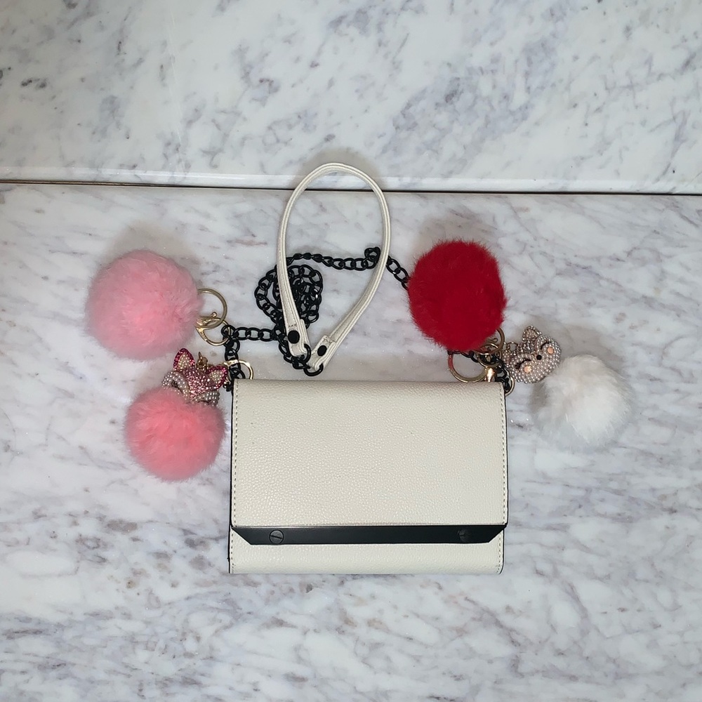 NWOT Forever 21 White Small Handbag